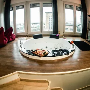 4roomz Nocleg ze śniadaniem